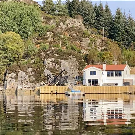 Holiday home Stunning In With Wifi
