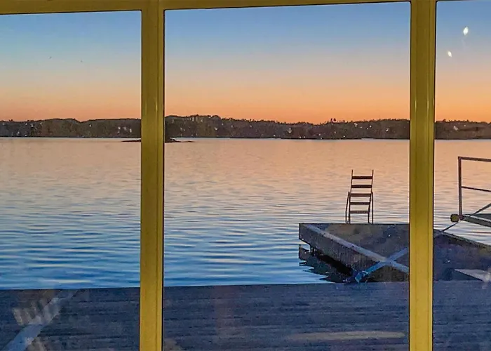 Stunning In With Wifi * Fitjar